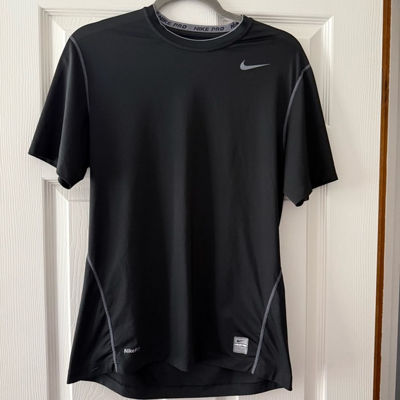 Nike Men's Black Pro Tee - Picture 2 of 6